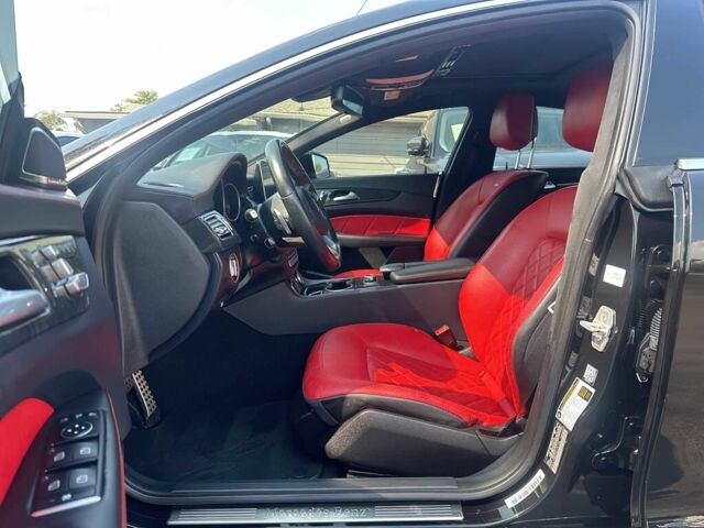 Чорний Мерседес CLS серия, об'ємом двигуна 4.7 л та пробігом 71 тис. км за 9200 $, фото 9 на Automoto.ua