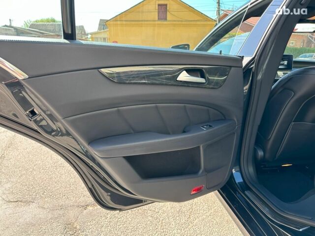 Чорний Мерседес CLS серия, об'ємом двигуна 3 л та пробігом 177 тис. км за 33490 $, фото 15 на Automoto.ua