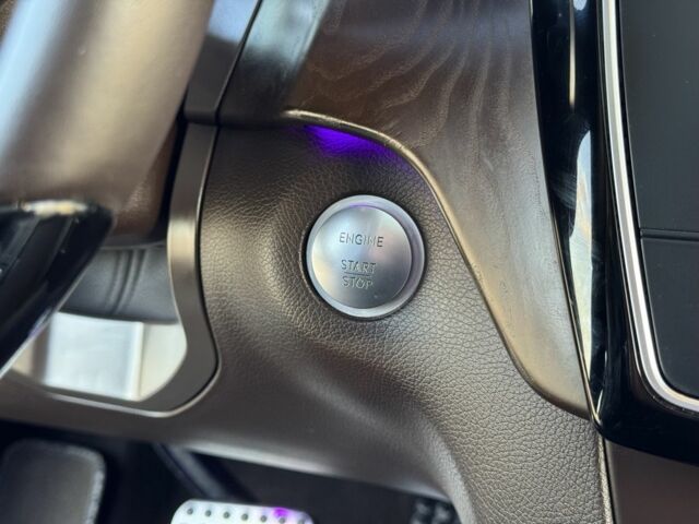 Черный Мерседес CLS серия, объемом двигателя 3 л и пробегом 198 тыс. км за 39999 $, фото 10 на Automoto.ua