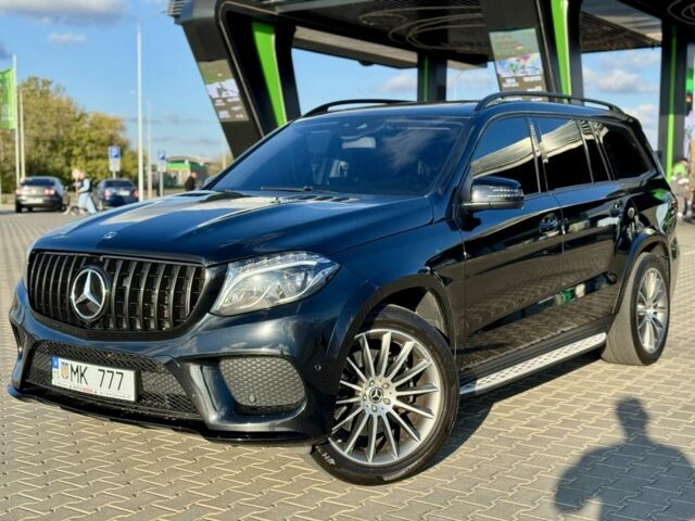 Черный Мерседес CLS серия, объемом двигателя 3 л и пробегом 198 тыс. км за 39999 $, фото 1 на Automoto.ua