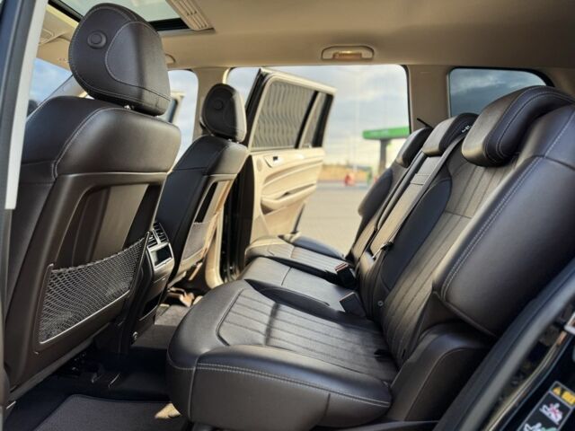 Черный Мерседес CLS серия, объемом двигателя 3 л и пробегом 198 тыс. км за 39999 $, фото 16 на Automoto.ua