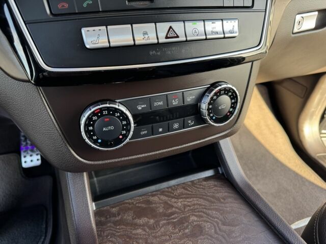 Черный Мерседес CLS серия, объемом двигателя 3 л и пробегом 198 тыс. км за 39999 $, фото 13 на Automoto.ua