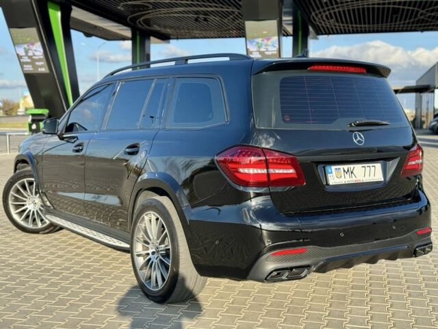 Черный Мерседес CLS серия, объемом двигателя 3 л и пробегом 198 тыс. км за 39999 $, фото 3 на Automoto.ua