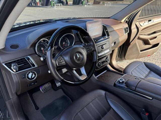 Черный Мерседес CLS серия, объемом двигателя 3 л и пробегом 198 тыс. км за 39999 $, фото 7 на Automoto.ua