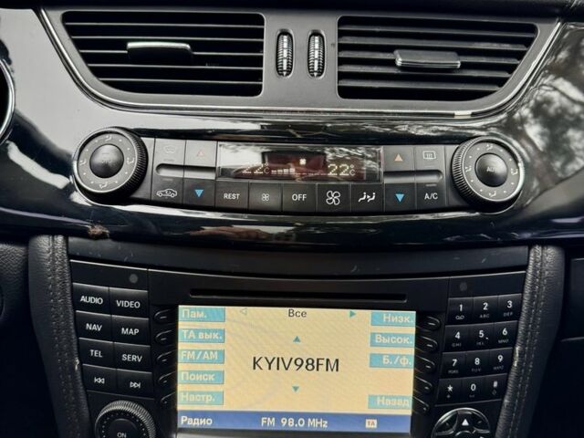 Серый Мерседес CLS серия, объемом двигателя 3.5 л и пробегом 187 тыс. км за 6999 $, фото 19 на Automoto.ua