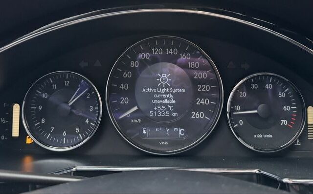 Серый Мерседес CLS серия, объемом двигателя 3.5 л и пробегом 187 тыс. км за 6999 $, фото 18 на Automoto.ua