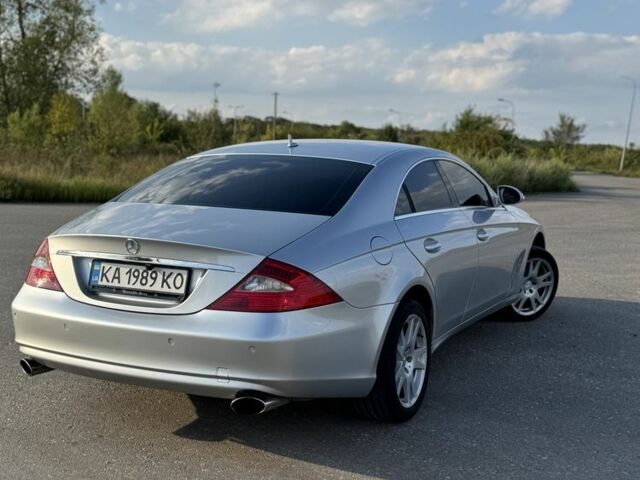 Серый Мерседес CLS серия, объемом двигателя 3.5 л и пробегом 224 тыс. км за 8500 $, фото 2 на Automoto.ua