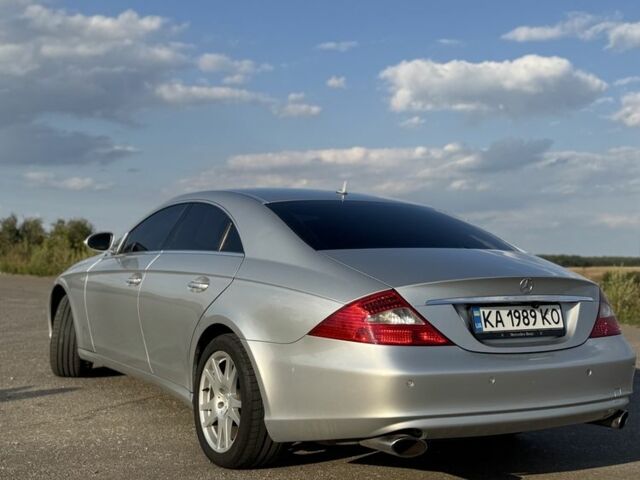 Серый Мерседес CLS серия, объемом двигателя 3.5 л и пробегом 224 тыс. км за 8500 $, фото 1 на Automoto.ua