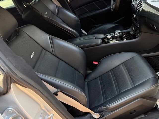 Серый Мерседес CLS серия, объемом двигателя 5.5 л и пробегом 89 тыс. км за 13300 $, фото 10 на Automoto.ua