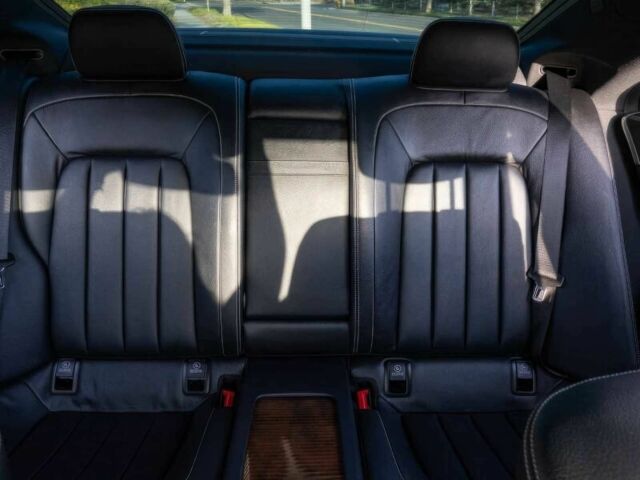 Серый Мерседес CLS серия, объемом двигателя 4.7 л и пробегом 83 тыс. км за 9500 $, фото 12 на Automoto.ua