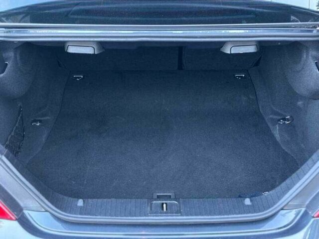 Серый Мерседес CLS серия, объемом двигателя 5.5 л и пробегом 143 тыс. км за 14300 $, фото 14 на Automoto.ua