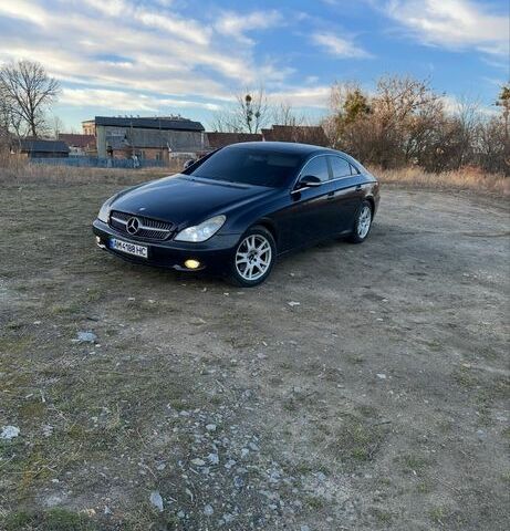 Синий Мерседес CLS серия, объемом двигателя 3 л и пробегом 262 тыс. км за 8800 $, фото 7 на Automoto.ua