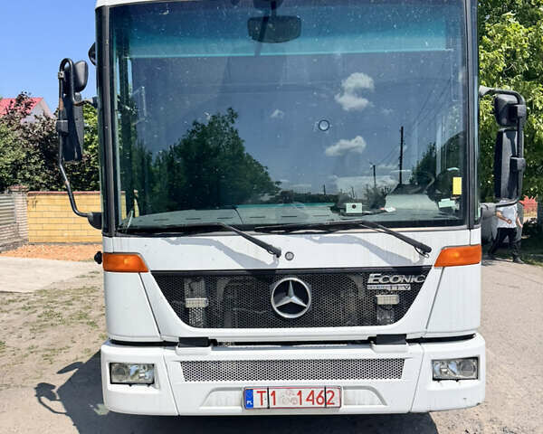 Бежевий Мерседес Econic, об'ємом двигуна 0 л та пробігом 183 тис. км за 64000 $, фото 1 на Automoto.ua