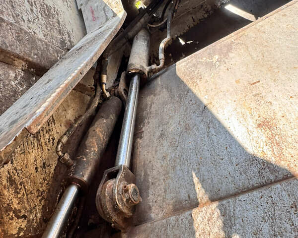 Бежевий Мерседес Econic, об'ємом двигуна 0 л та пробігом 183 тис. км за 64000 $, фото 11 на Automoto.ua