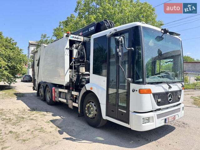 Бежевий Мерседес Econic, об'ємом двигуна 0 л та пробігом 183 тис. км за 64000 $, фото 3 на Automoto.ua