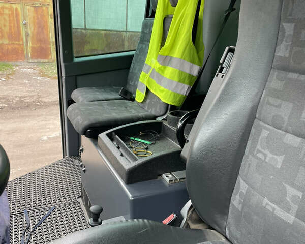 Зеленый Мерседес Econic, объемом двигателя 7.2 л и пробегом 557 тыс. км за 31500 $, фото 17 на Automoto.ua