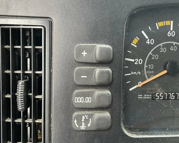 Зеленый Мерседес Econic, объемом двигателя 7.2 л и пробегом 557 тыс. км за 31500 $, фото 31 на Automoto.ua