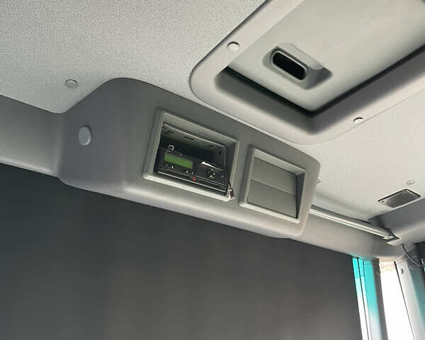 Зеленый Мерседес Econic, объемом двигателя 7.2 л и пробегом 557 тыс. км за 31500 $, фото 34 на Automoto.ua