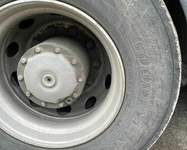 Зелений Мерседес Econic, об'ємом двигуна 7.2 л та пробігом 557 тис. км за 32200 $, фото 9 на Automoto.ua