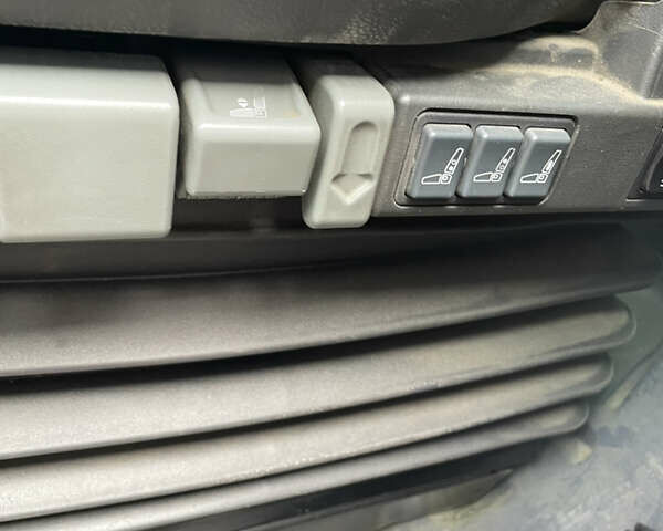 Зелений Мерседес Econic, об'ємом двигуна 7.2 л та пробігом 557 тис. км за 32200 $, фото 36 на Automoto.ua