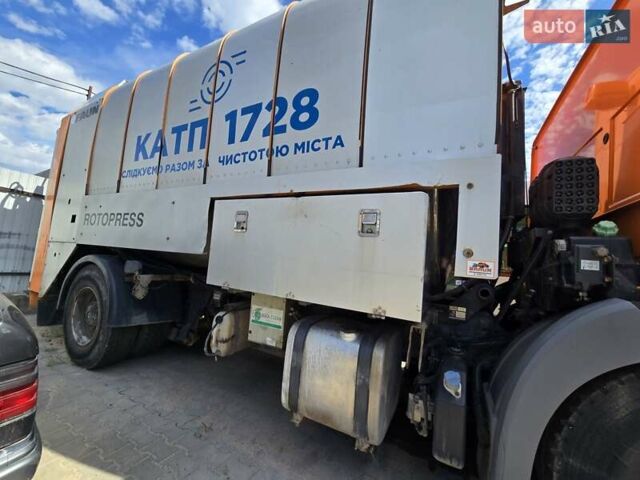 Помаранчевий Мерседес Econic, об'ємом двигуна 6.37 л та пробігом 350 тис. км за 27999 $, фото 2 на Automoto.ua