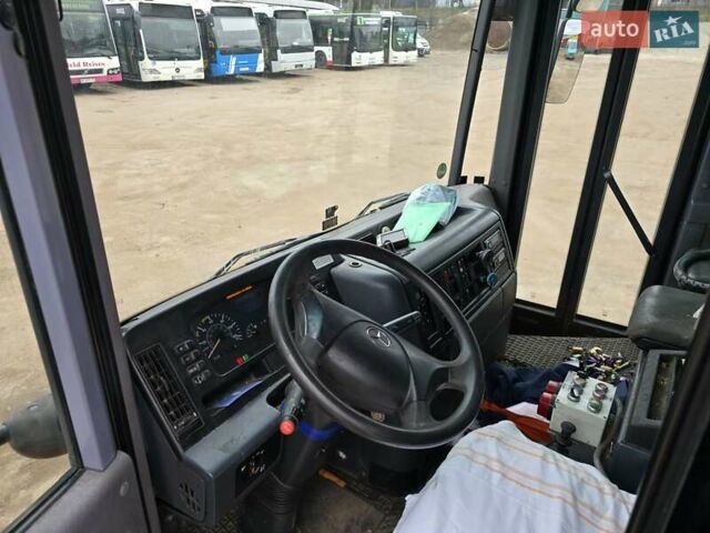 Помаранчевий Мерседес Econic, об'ємом двигуна 6.37 л та пробігом 350 тис. км за 27999 $, фото 12 на Automoto.ua