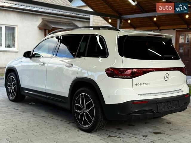 Белый Мерседес EQB, объемом двигателя 0 л и пробегом 76 тыс. км за 31950 $, фото 18 на Automoto.ua