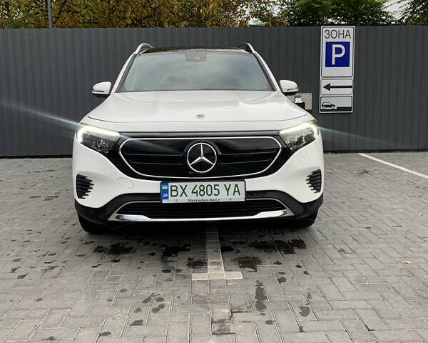 Мерседес EQB 2022 в Каменце-Подольском на Automoto.ua Белый Мерседес EQB, объемом двигателя 0 л и пробегом 84 тыс. км за 28000 $, фото 4 на Automoto.ua
