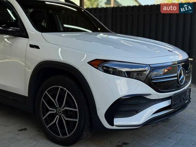 Белый Мерседес EQB, объемом двигателя 0 л и пробегом 76 тыс. км за 31950 $, фото 12 на Automoto.ua
