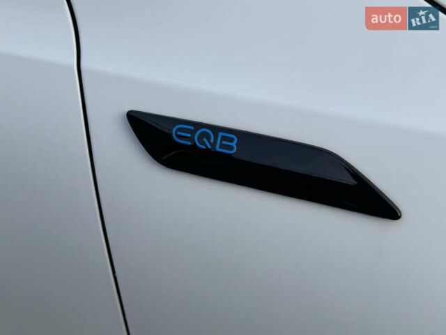 Білий Мерседес EQB, об'ємом двигуна 0 л та пробігом 29 тис. км за 40999 $, фото 15 на Automoto.ua