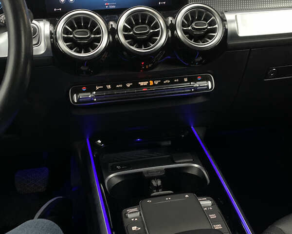 Мерседес EQB 2022 в Каменце-Подольском на Automoto.ua Белый Мерседес EQB, объемом двигателя 0 л и пробегом 84 тыс. км за 28000 $, фото 23 на Automoto.ua