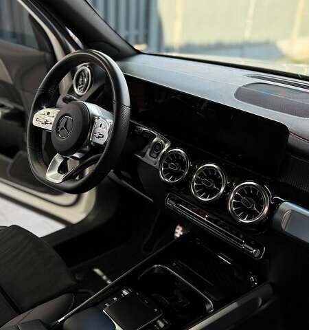 Белый Мерседес EQB, объемом двигателя 0 л и пробегом 76 тыс. км за 31950 $, фото 31 на Automoto.ua