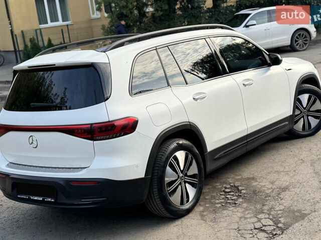Білий Мерседес EQB, об'ємом двигуна 0 л та пробігом 29 тис. км за 40999 $, фото 4 на Automoto.ua