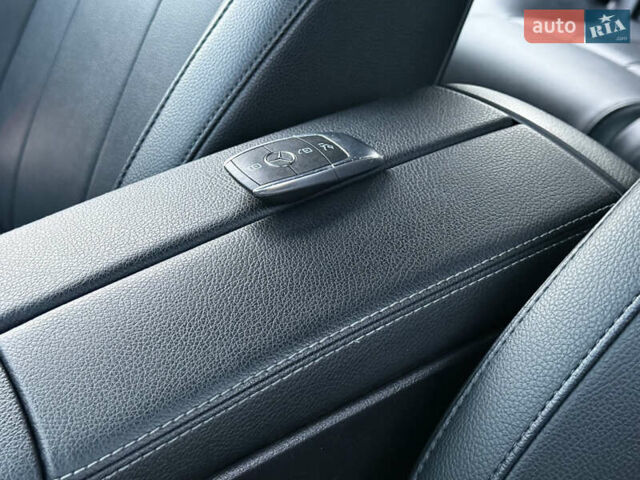 Белый Мерседес EQB, объемом двигателя 0 л и пробегом 210 тыс. км за 25900 $, фото 47 на Automoto.ua