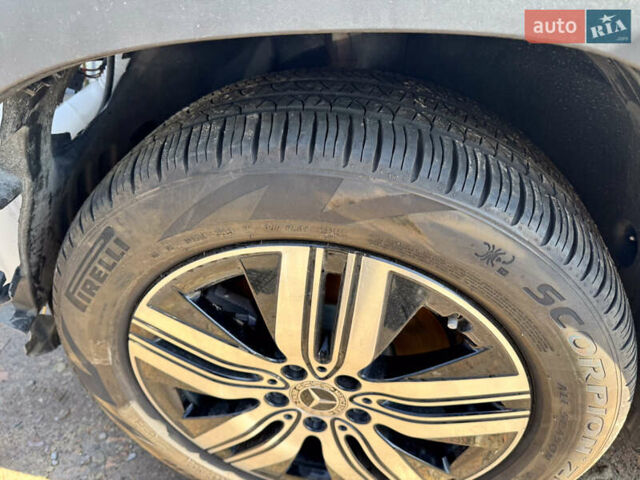 Белый Мерседес EQB, объемом двигателя 0 л и пробегом 5 тыс. км за 20650 $, фото 13 на Automoto.ua