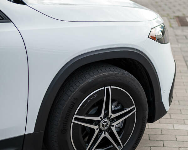 Белый Мерседес EQB, объемом двигателя 0 л и пробегом 15 тыс. км за 33000 $, фото 8 на Automoto.ua