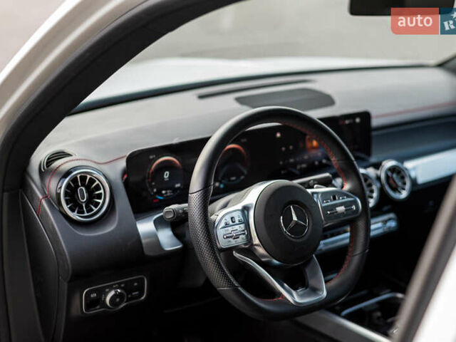 Белый Мерседес EQB, объемом двигателя 0 л и пробегом 15 тыс. км за 33000 $, фото 25 на Automoto.ua