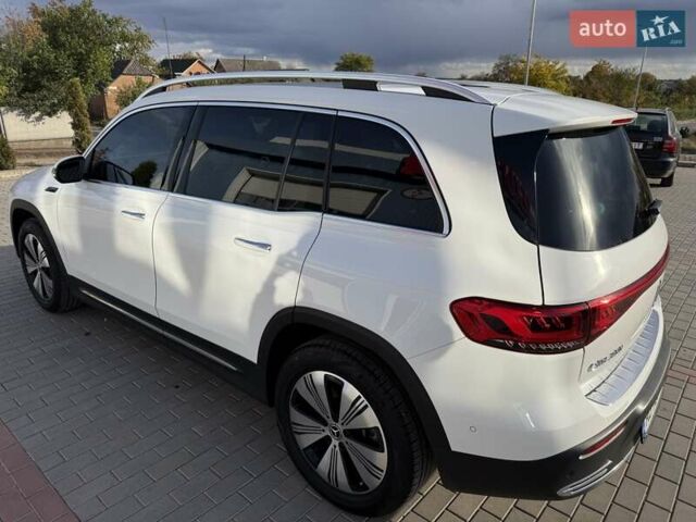 Белый Мерседес EQB, объемом двигателя 0 л и пробегом 26 тыс. км за 29500 $, фото 9 на Automoto.ua