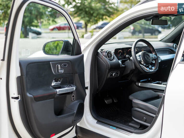 Белый Мерседес EQB, объемом двигателя 0 л и пробегом 15 тыс. км за 33000 $, фото 21 на Automoto.ua