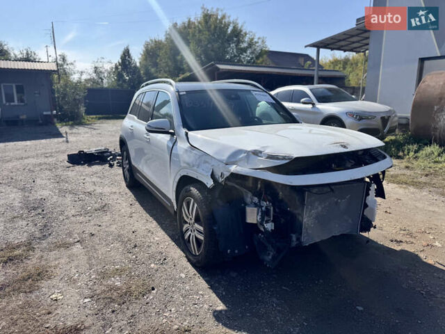 Белый Мерседес EQB, объемом двигателя 0 л и пробегом 5 тыс. км за 20650 $, фото 2 на Automoto.ua