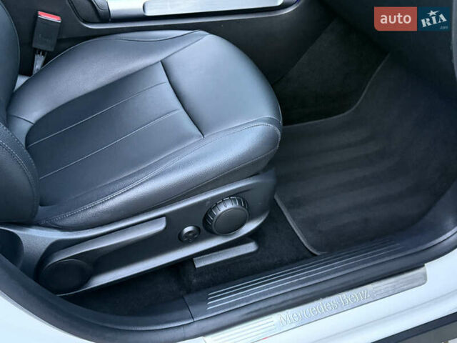 Белый Мерседес EQB, объемом двигателя 0 л и пробегом 210 тыс. км за 25900 $, фото 63 на Automoto.ua