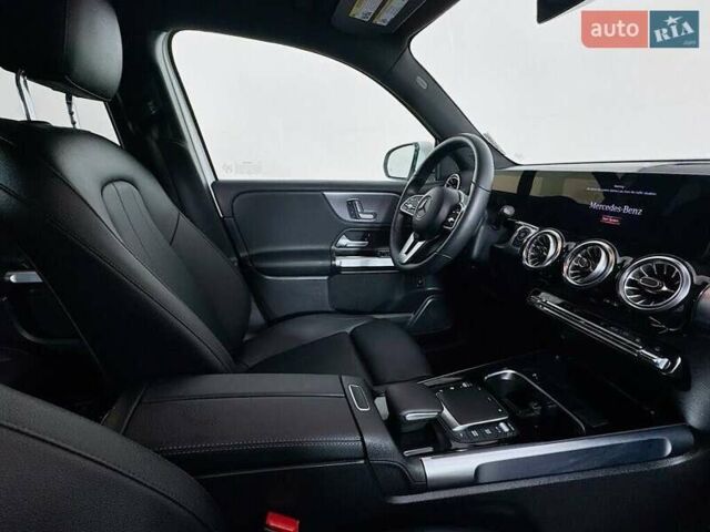 Белый Мерседес EQB, объемом двигателя 0 л и пробегом 9 тыс. км за 11200 $, фото 14 на Automoto.ua