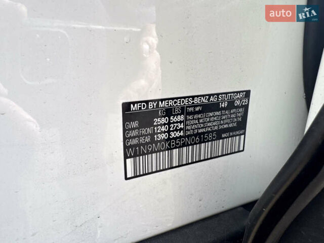 Белый Мерседес EQB, объемом двигателя 0 л и пробегом 5 тыс. км за 20650 $, фото 36 на Automoto.ua