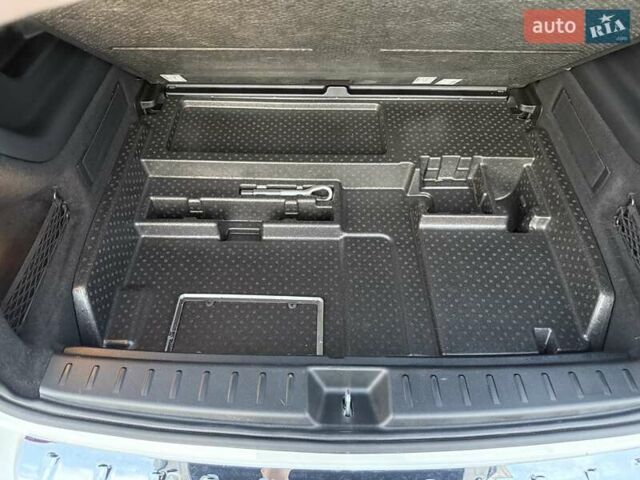 Білий Мерседес EQB, об'ємом двигуна 0 л та пробігом 25 тис. км за 30900 $, фото 16 на Automoto.ua
