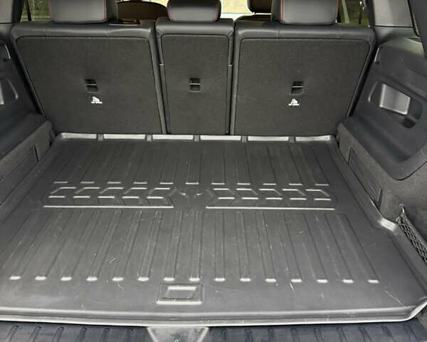 Білий Мерседес EQB, об'ємом двигуна 0 л та пробігом 41 тис. км за 34900 $, фото 32 на Automoto.ua