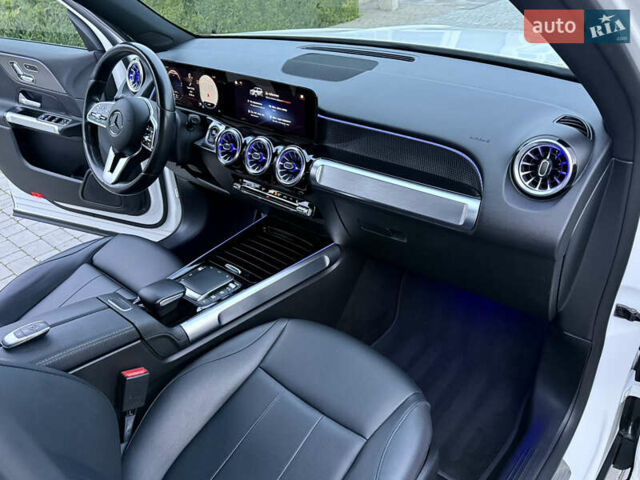 Белый Мерседес EQB, объемом двигателя 0 л и пробегом 210 тыс. км за 25900 $, фото 61 на Automoto.ua