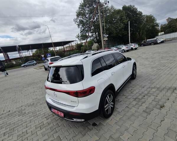 Белый Мерседес EQB, объемом двигателя 0 л и пробегом 63 тыс. км за 31999 $, фото 10 на Automoto.ua