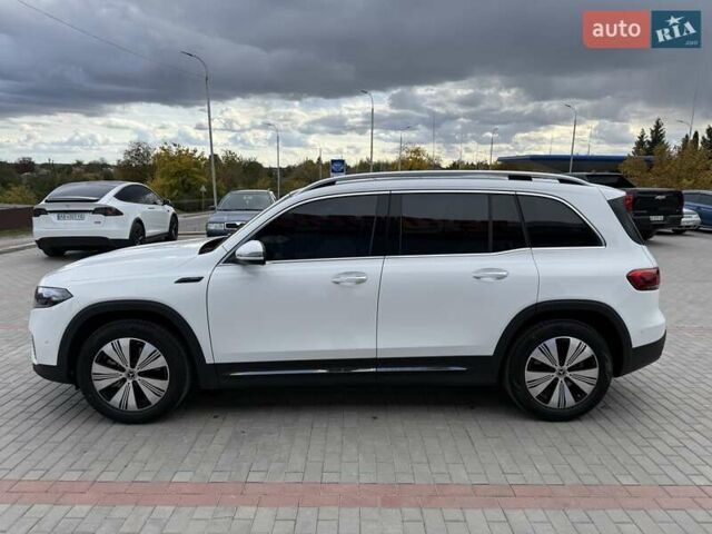 Белый Мерседес EQB, объемом двигателя 0 л и пробегом 26 тыс. км за 29500 $, фото 7 на Automoto.ua