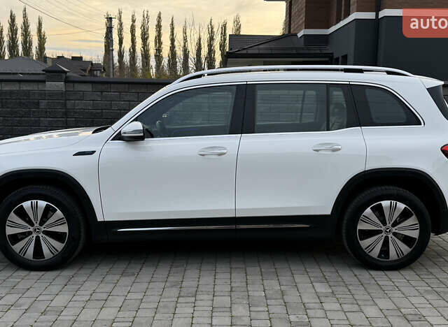 Белый Мерседес EQB, объемом двигателя 0 л и пробегом 210 тыс. км за 25900 $, фото 15 на Automoto.ua