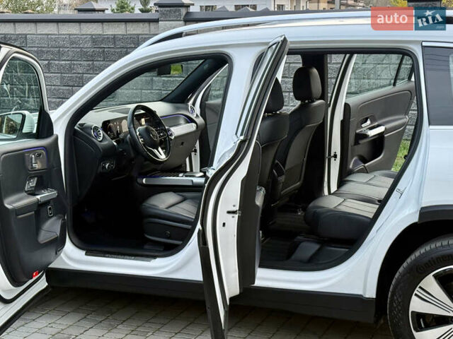 Белый Мерседес EQB, объемом двигателя 0 л и пробегом 210 тыс. км за 25900 $, фото 25 на Automoto.ua